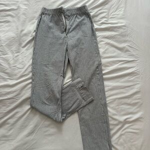 Brandy Melville Gray Pinstriped Cropped Pants